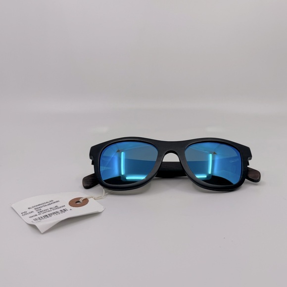 New Finlay & Co. Ledbury Sunglasses Blue